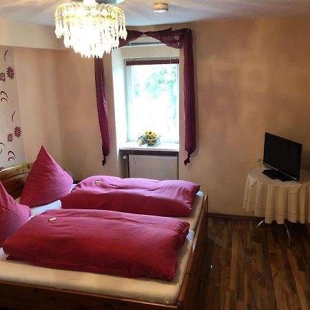 Hotel - Restaurant - Deutsches Haus Neuhutte Εξωτερικό φωτογραφία
